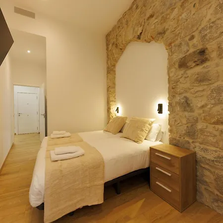 Apartment Bravissimo Pont Sant Agusti, Monthly *