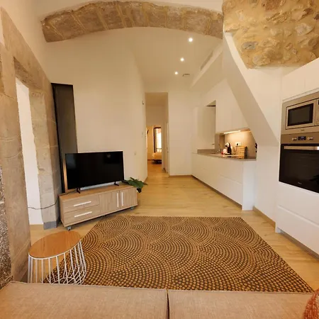 Apartment Bravissimo Pont Sant Agusti, Monthly